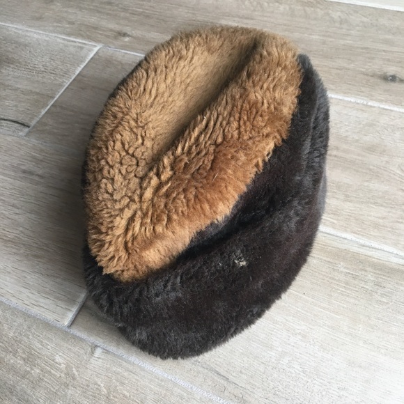 Vintage Faux Fur Hat with Earflap - Picture 3 of 9